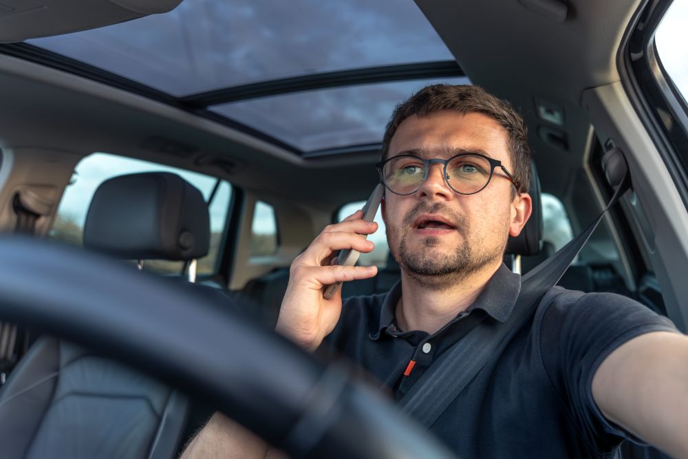 gerer-risques-routiers-professionnels telephone au volant